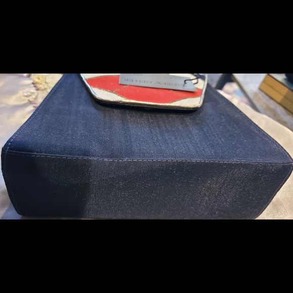 Andrew Geller Red Black and White formal shoes & handbag w/strap set - Picture 11 of 16